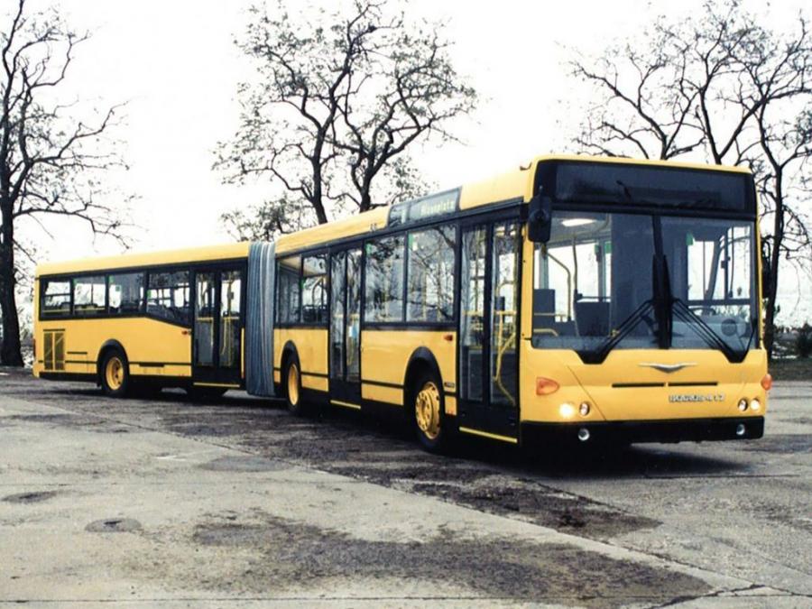  Ikarus 417.14 1999 года  (фото 2 из 3)